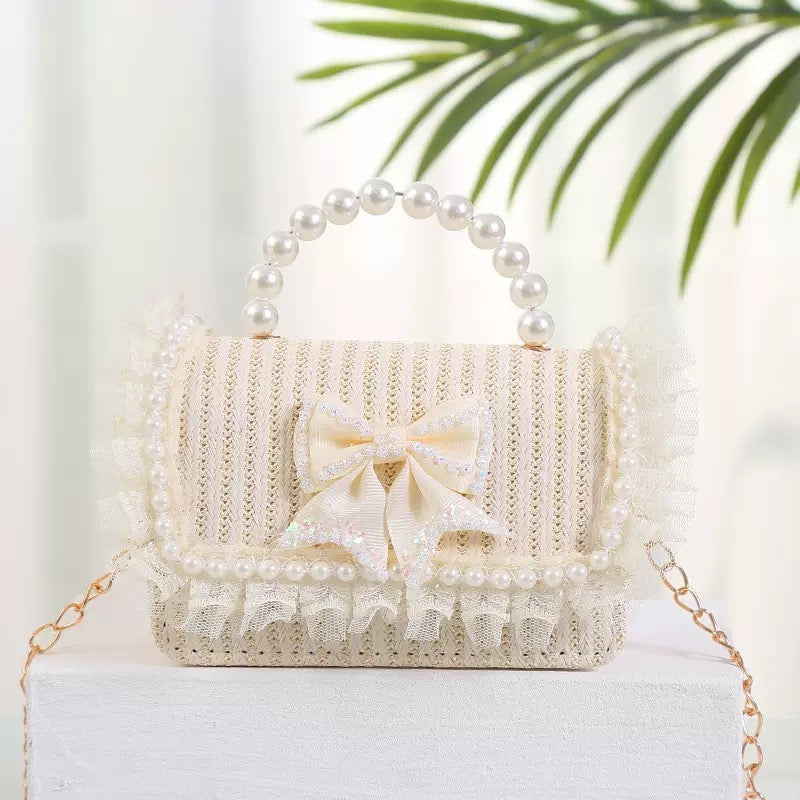 Pretty bag handle and crossbody