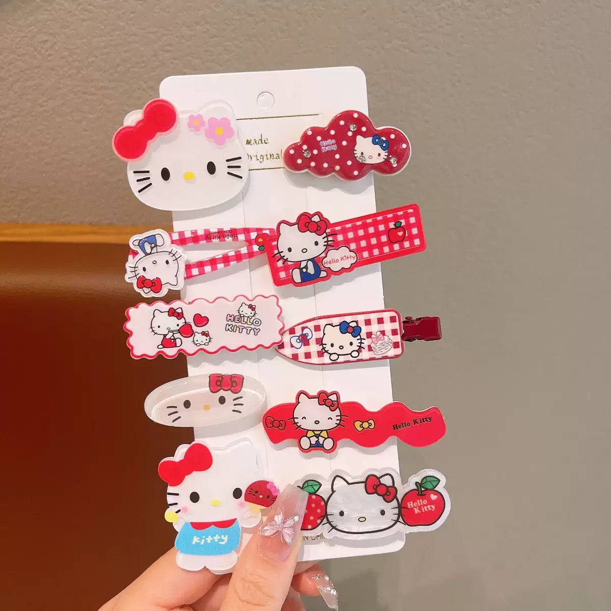 KT hair clips