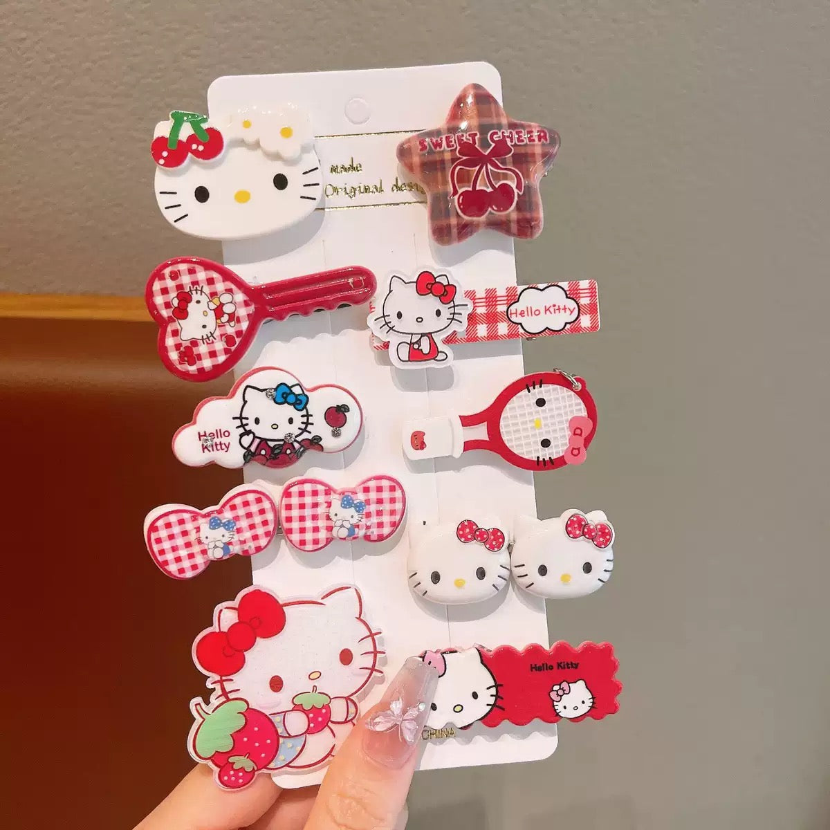 KT hair clips